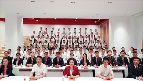三地齊亮相，拼干勁，創(chuàng)戰(zhàn)績！集團成功舉行9月份委托招商引資經(jīng)營服務分析暨“大干100天”動員誓師大會