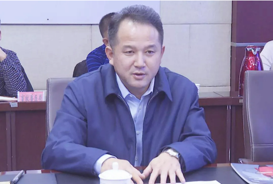 共同打造全國標(biāo)桿政府！集團與新疆輪臺縣成功簽訂委托招商合作協(xié)議