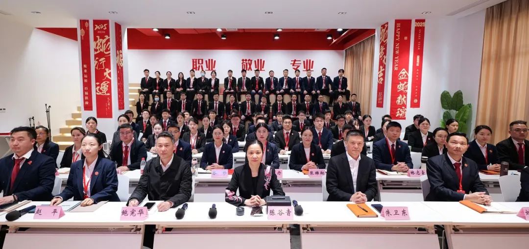 上海東方龍商務集團以變應變，應對中美貿(mào)易戰(zhàn)下的招商新挑戰(zhàn)！