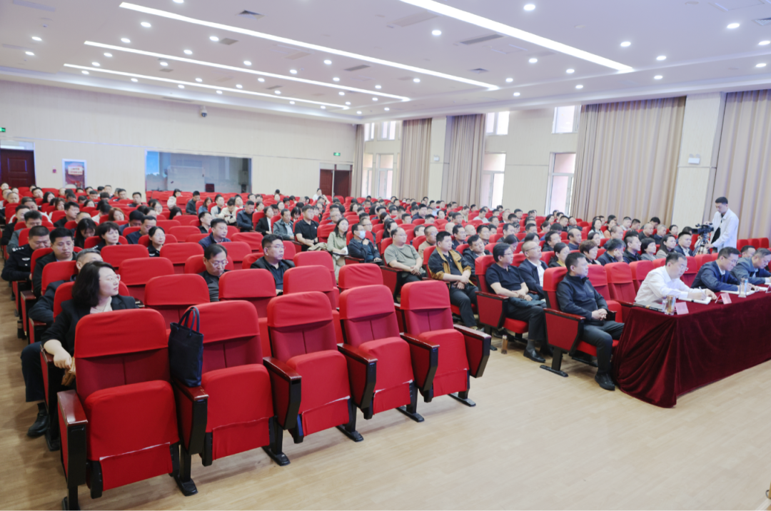 培訓(xùn)規(guī)模超300人！上海東方龍商務(wù)集團應(yīng)邀為河北衡水濱湖新區(qū)做招商實戰(zhàn)培訓(xùn)